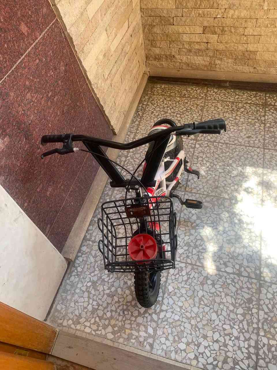 السلام عليكم
دراجه طفل بحاله جيده جدا للبيع بسعر ٤٠ وبيه مجال
الاسكان خلف مستشفى الطفل ***********
