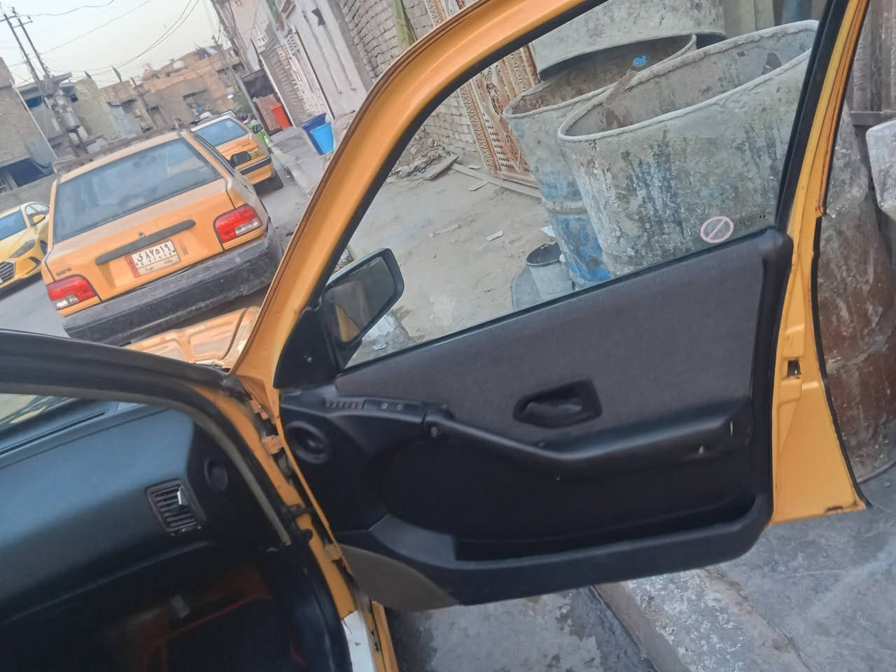 السلام عليكم بيجو مديل 2016 للبيع رقم بغداد السعر 50اوبيها مجال مكاني بغداد كفائات العبيدي رقم الهاتف ***********
