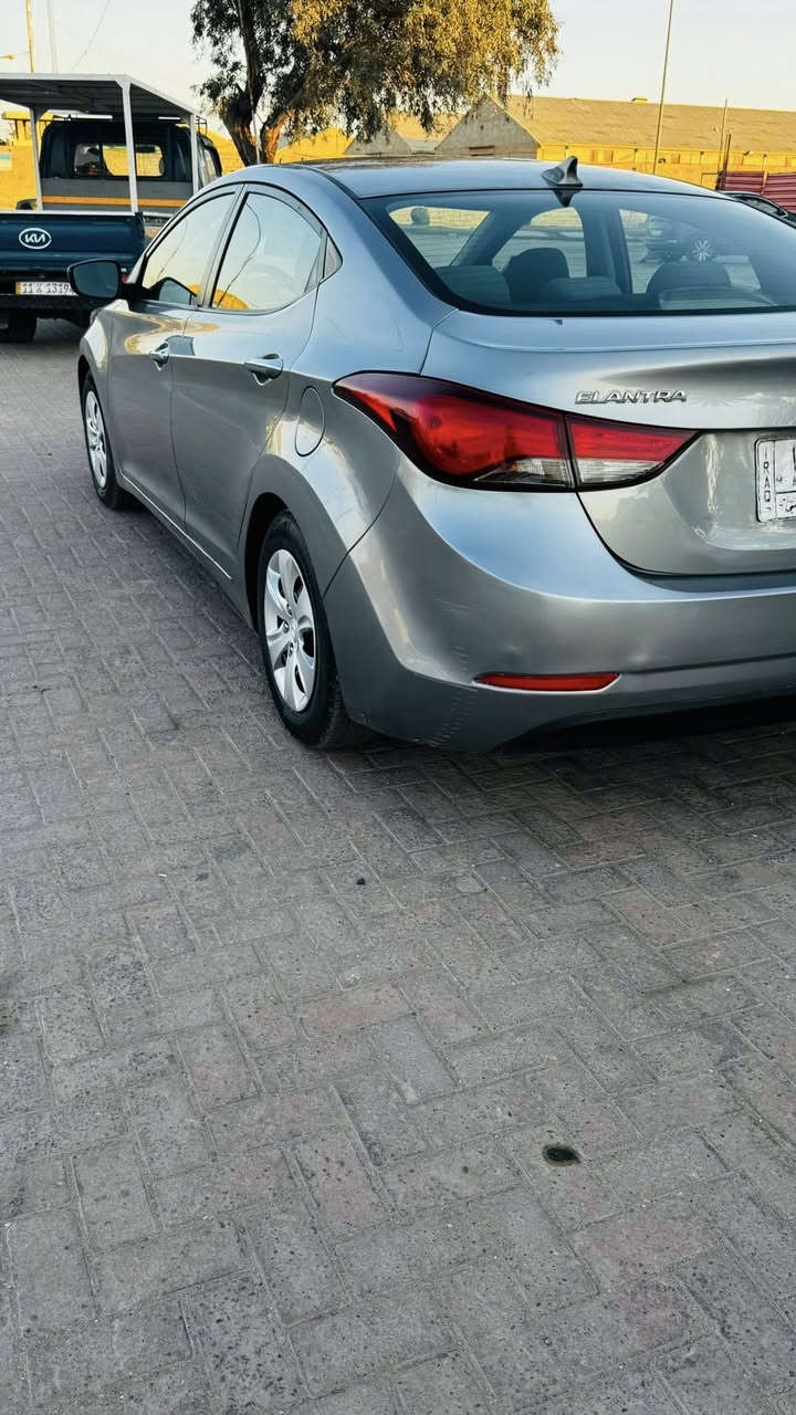 السلام عليكم
النتره موديل 2015 للبيع رقم كربلاء 

وارد امريكي حادث جاملغ خلفي او بيه مكانات صبغ السياره جاهزه من كل شي مال جناي 

السعر 107 او بيه مجال 

***********

محافظة كربلاء
