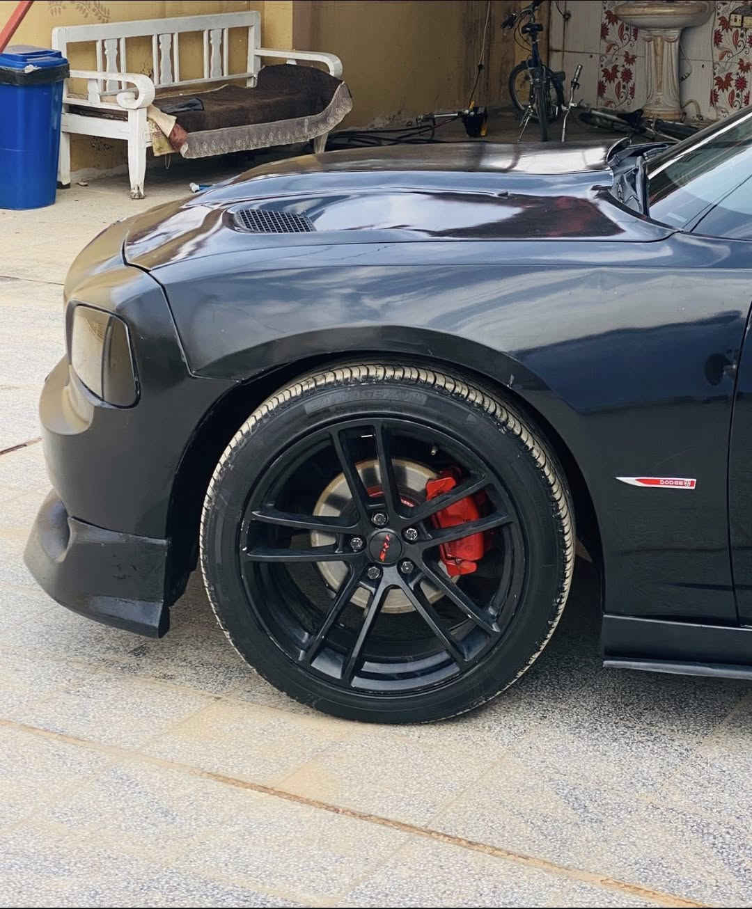 السعر 112 
2007 بيها جاملغ وباب ودواير خلفيه 
جاهزه للاخير مكانها الموصل كيارة
***********
