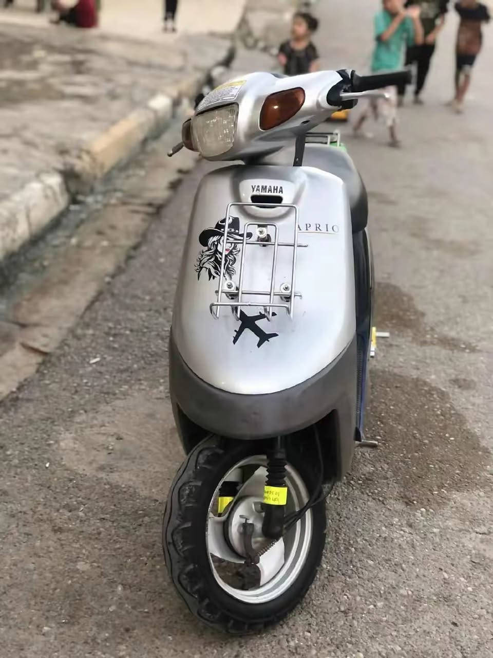 ماطور للبيع بوتين جديد شرط مامفتوح مكينه بس قبق هندر المكان حي المامون *********** السعر 400 وبي مجال
