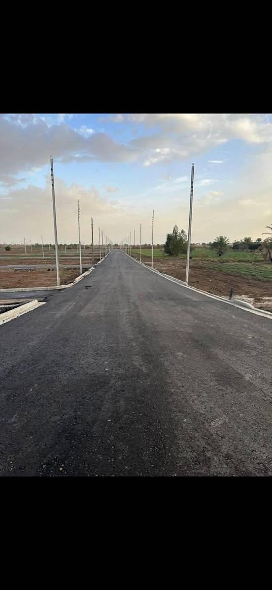 المشرق. للتطوير العقاري.🏗️

قطع اراضي للبيع. ملك صرف زراعي🏕️

مقابل مجمع بسماية📍

200م

واجه10م نزال 20م
تتوفر جميع الخدمات. ماء .كهرباء.مجاري ⛲️
 

وتتوفربالقرب منهاا مدارس وروضه ومتوصف طبي🏥 
مع جميع الموافقات الامنية🪪 

تبعد عن الشارع العام 50م

نضام البيع نقداً وقسطً

السعرالارض 27.500مليون دينار عراقي نقداً

سعر القسط 35 مليون دينار عراقي 
يتم دفع نصف المبلغ 
والباقي علة شكل اقساط  
 500الف دينار كل شهر

الاستفسار على الارقام التالية📞📞

‭***********‬
***********
المشرق للتطوير العقاري الاعضمية سبع ابكار مجاور مطعم هم هم📍
