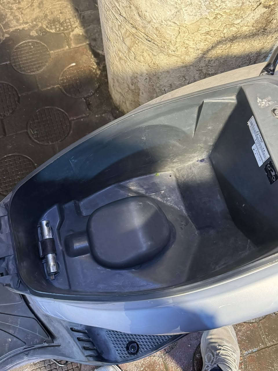 لبيع اكزز الدراجه جديده صار ١٠تيام من نزلتها مكاني بغداد الشعب السعر ١١وبيها مجال ***********
