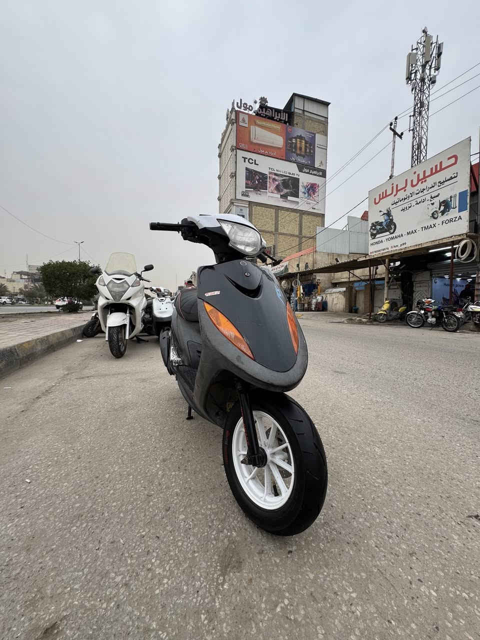 ماكس عدله بلاديه 49 معدل 120شرط
ما ناقصها اي شي مكاني كربلاء حي العامل 

سعر(700)وبيها مجال (***********)والماعنده اني خادم
