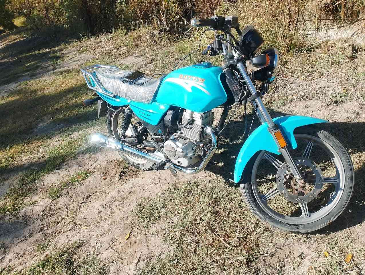 سلام عليكم للبيع موديل 18 سعر  اوراق550 ممكان كربلاء الحسينه ***********
