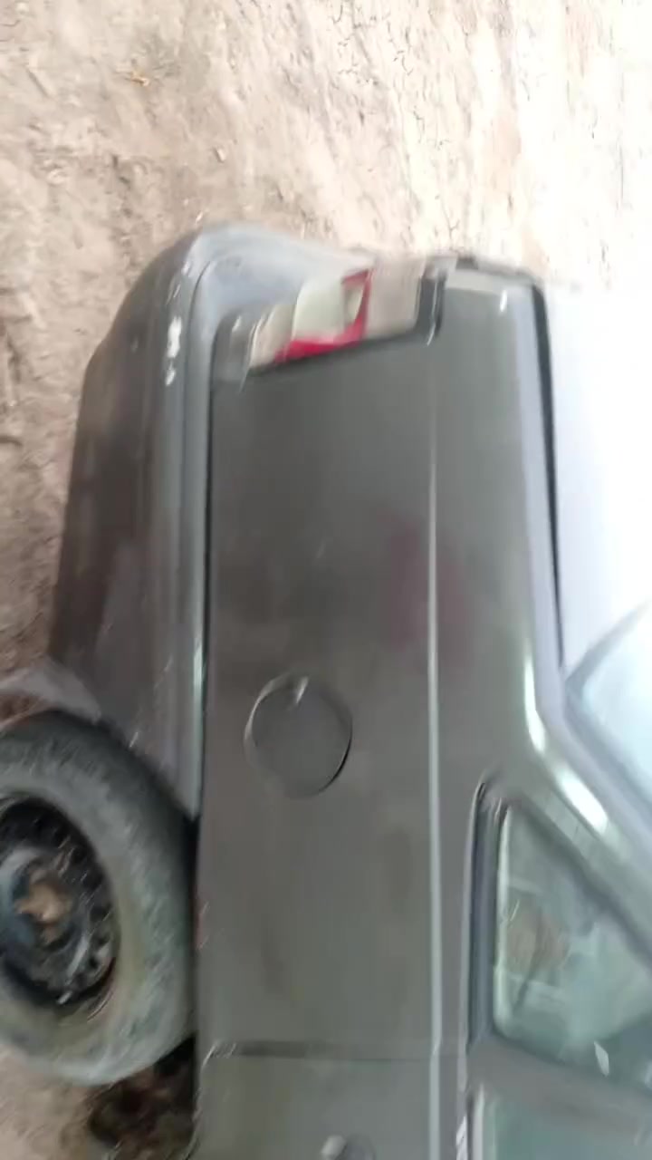 سلام عليكم سياره سلو لبيع مديل 91 سياره حلو وجاهزه ماعده البريك موشي خياس مابيه سياره تمشي  كيد عادي  مكينه توهه مجفته  ***********

