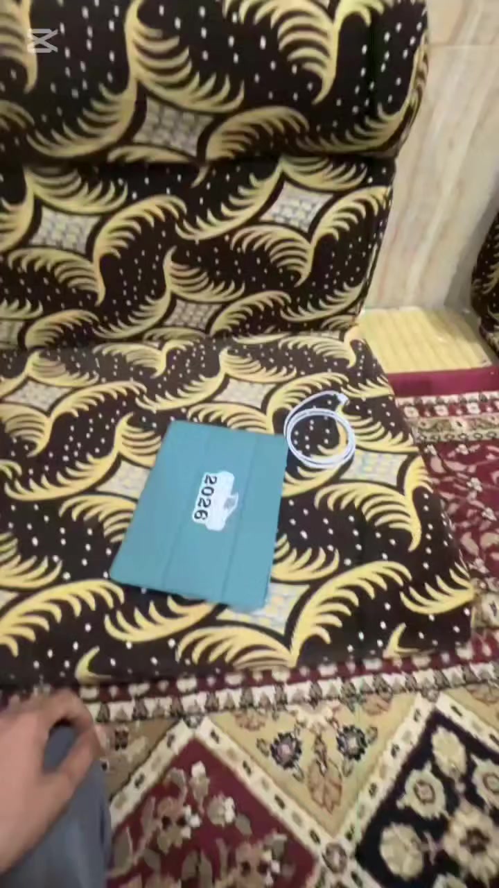 ايباد 9
الشاشة ما بيها فطر ولا كسر
ذاكرتة 64 
سعرة 250 
ويا كفر وكيبل 
مكاني القرنة الشرش ❤️


**إذا كنت صاحب هذا الإعلان وتريد حذفه لأي سبب، رجاءا أرسل رسالة إلى الدعم الفني**