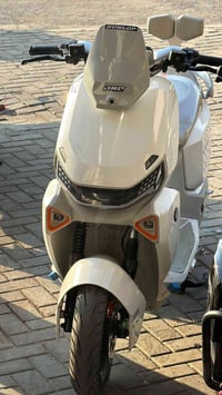 سكوتر كهربائي • مشية ٢٠٠ كم • ساحة الوثبة بغداد