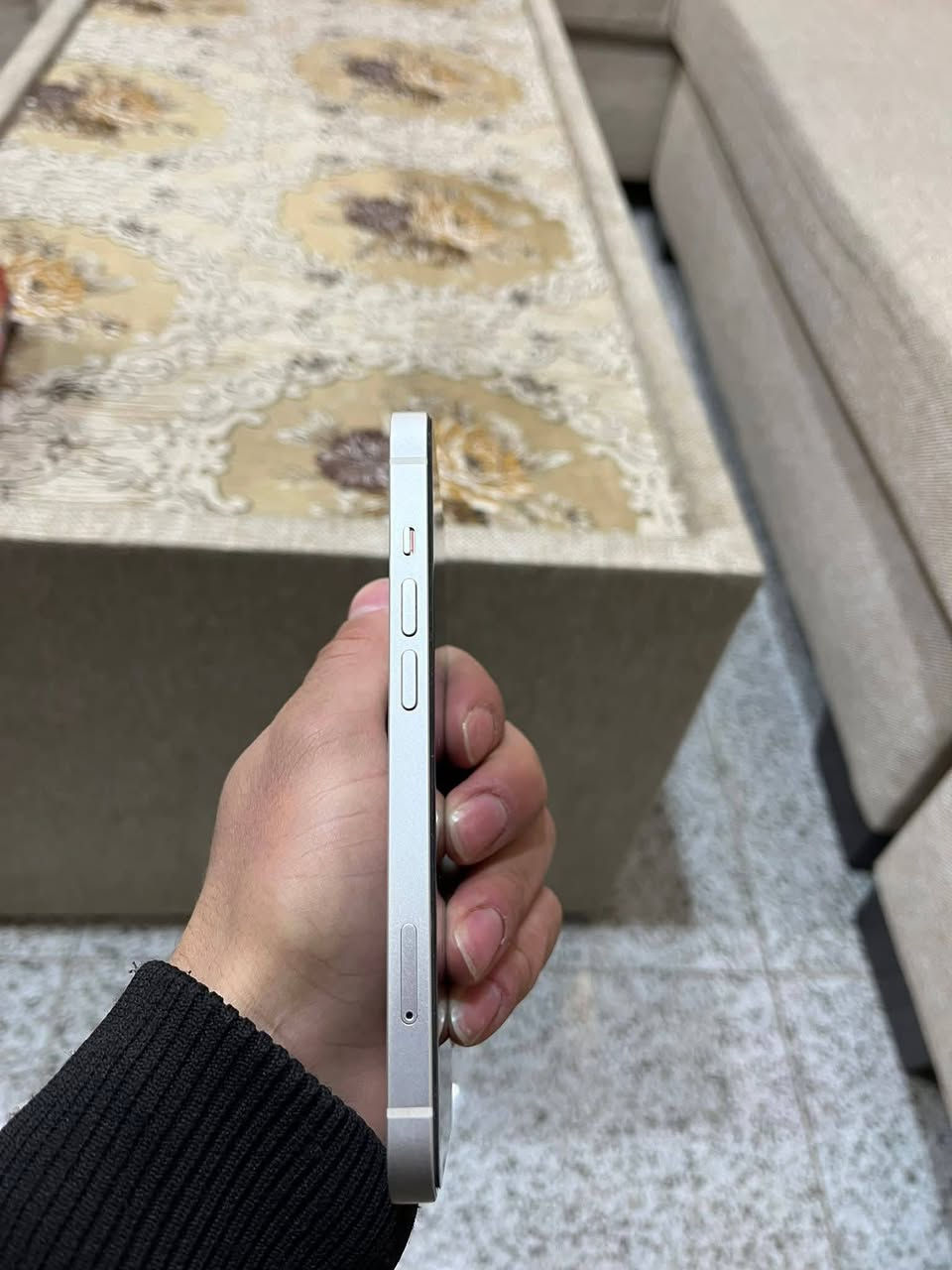 13عادي شرق أوسط بطارية 89 كامل ملحقاته جهاز مكفول من كلشي تفحص يم مصلح يلا تأخذه السعر 200 الشعب واتساب ***********📞📞📞
