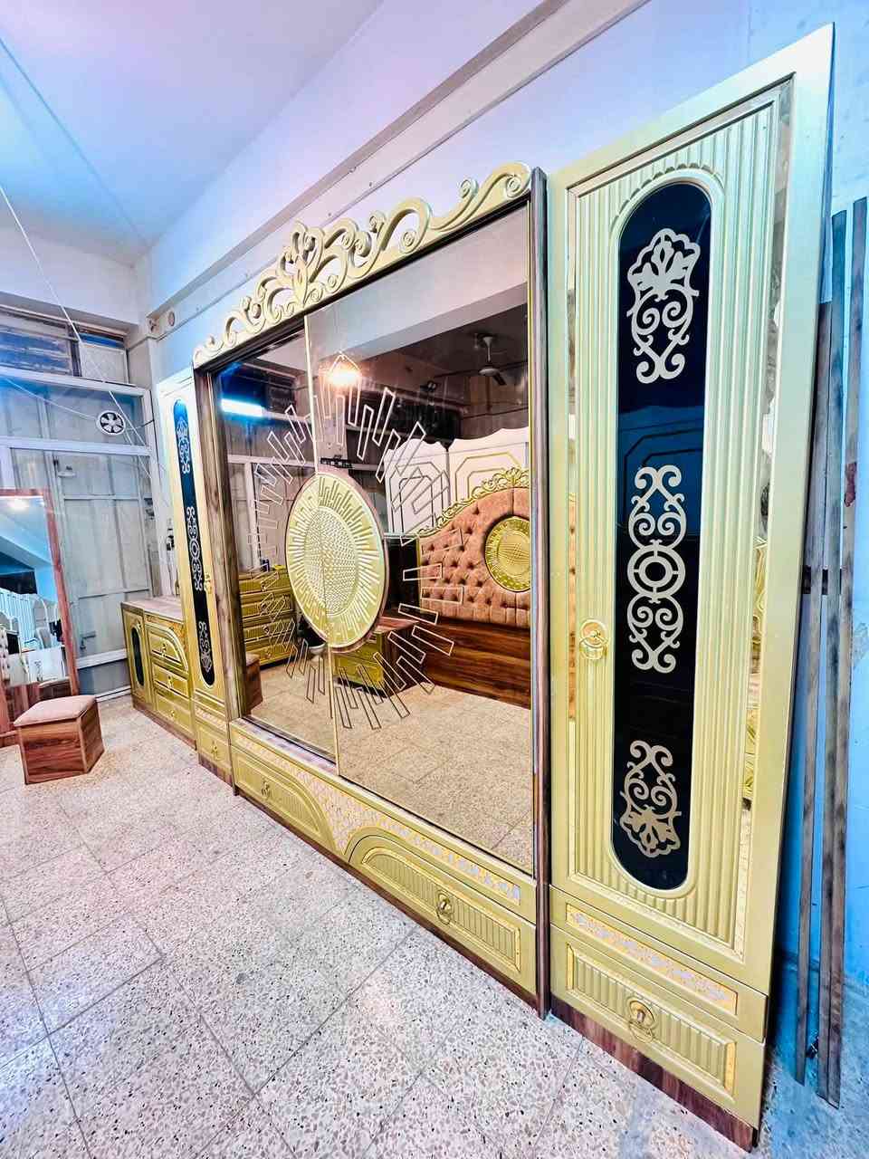 ‏للبيع
‏*********** 
‏اخذ سكرين ودزلي واتساب ￼￼
