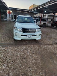 للبيع او المراوس  لاندكروز 2011 رقم بغداد باسمي تحويل مباشر  مكفوله من...