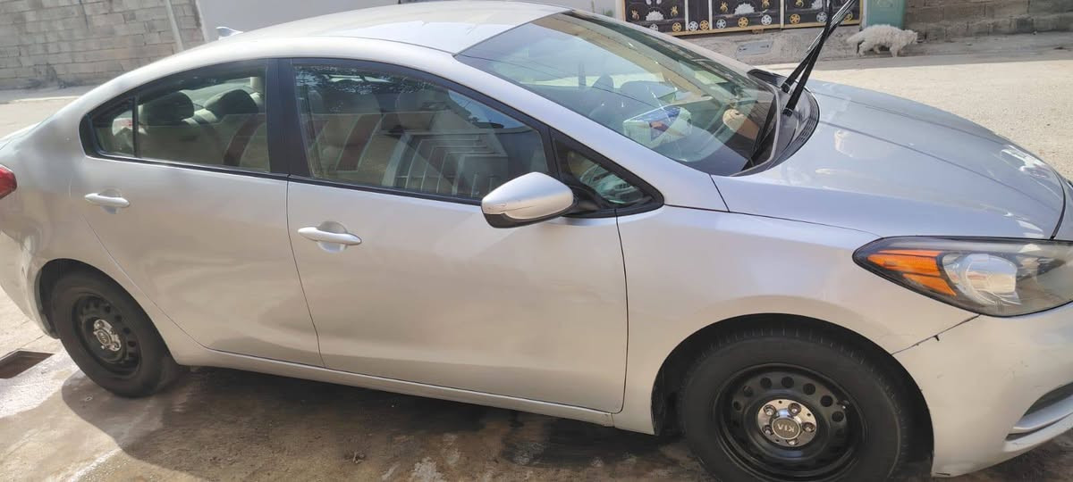 السلام عليكم فورتي امريكي 2016حادث جاملغ خلفي بيها مكانات صبغ ابيعلك حزام بدون معجون حدادية كير تبريد سياره جاهزة خير من الله محرك 2000دوش بي بخار بسمي رقم نكليزي ديالى تحويل مباشر سنوية لل 28 مكان ديالى خان بني سعد 
إخوان وحق هذا الشهر الفضيل مكلف بل نشر مارد على تعليق ولا مراسلة اتصلو على الرقم ‏‪***********‬‏
السعر 93
