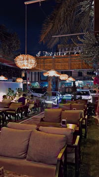 للإيجار أو الاستثمار كوفي هاوس ومطعم أُرومو متاح الآن في موقع ستراتيجي...