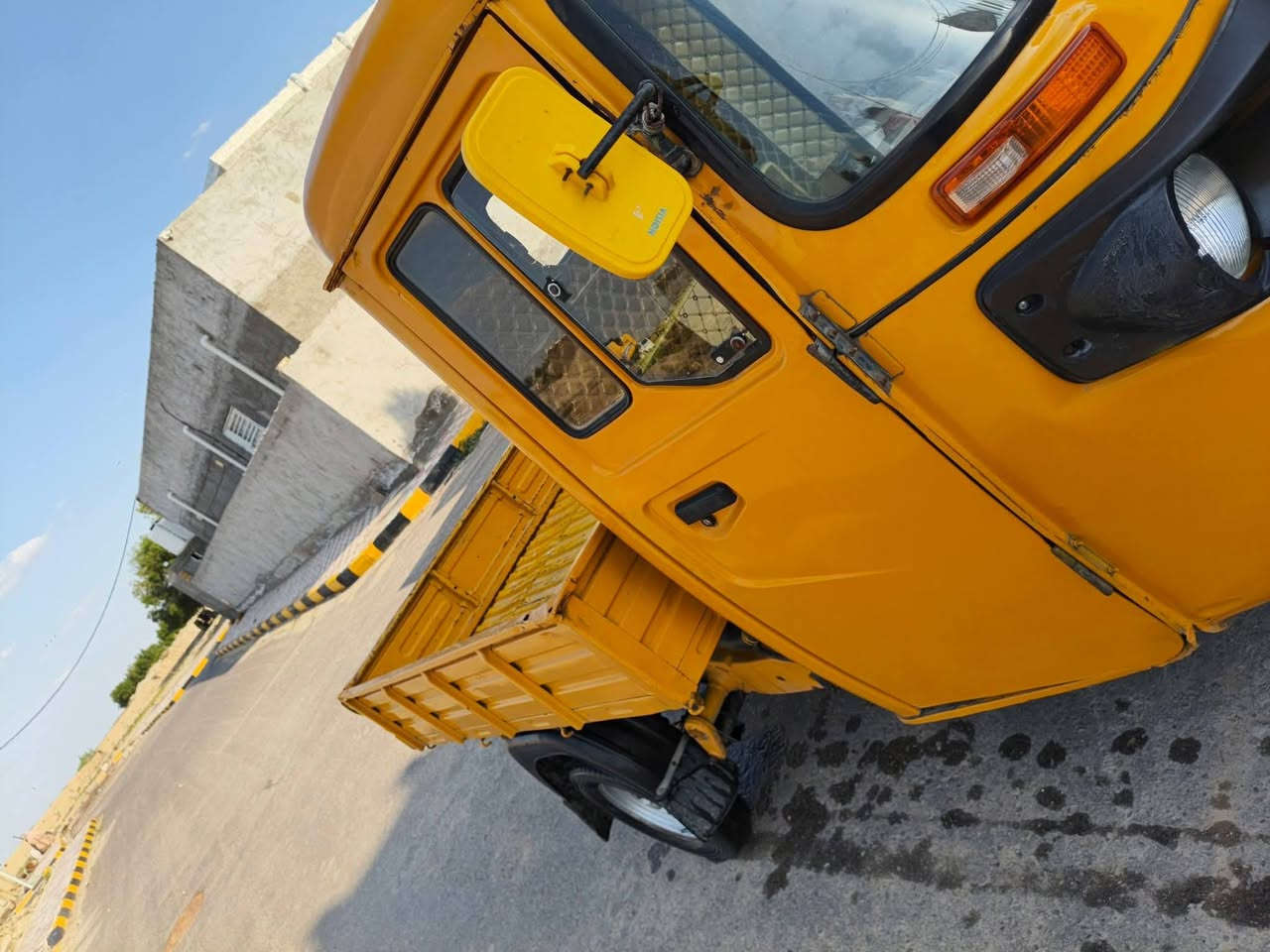 السلام عليكم تيك توك حمل للبيع موديل 19 رقم وسنويه تيك نظيفه سعر 3:30 قفل...  ‏‪***********‬‏.... ***********‬‏
