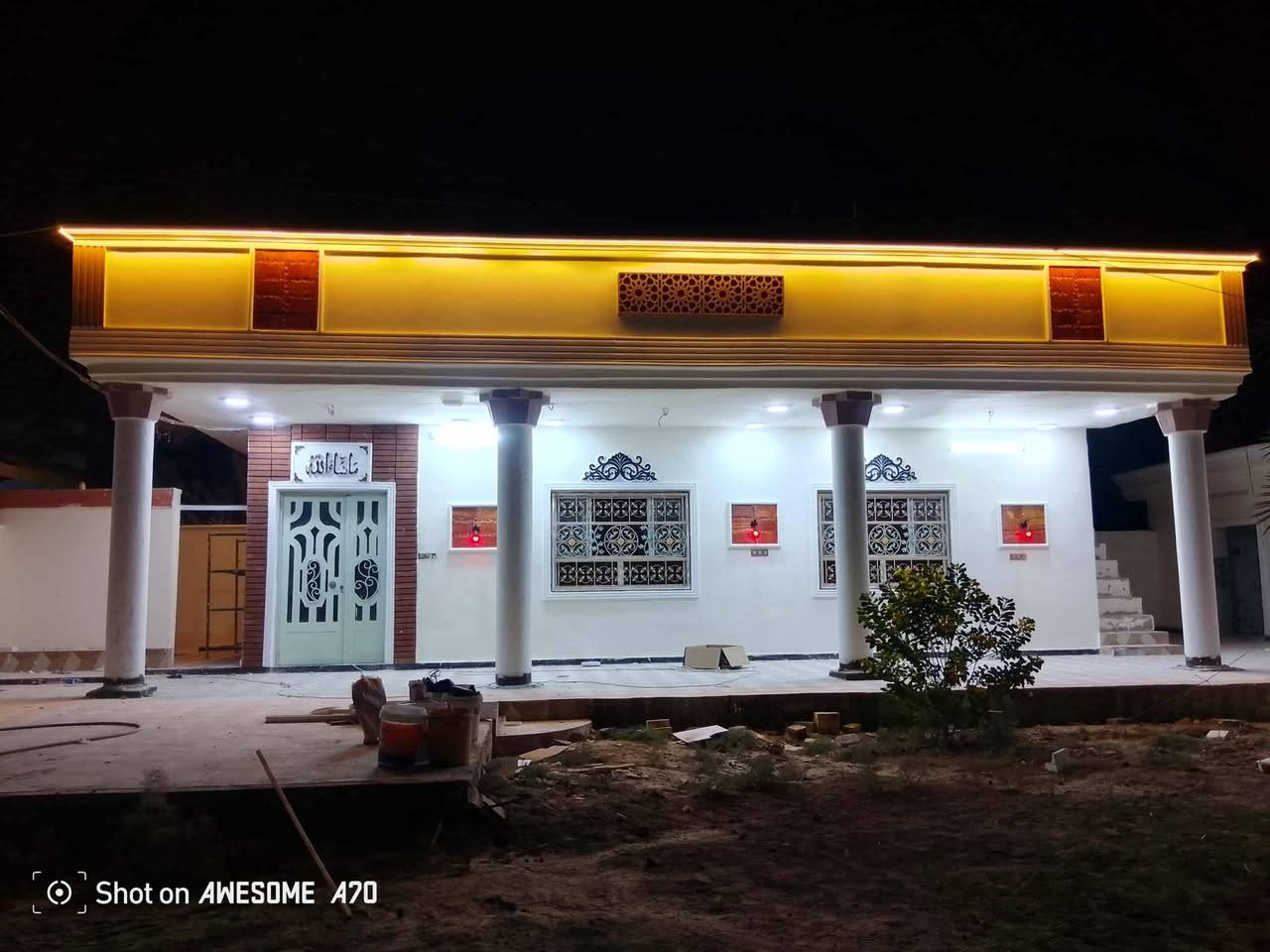 ديكورات علي الطائي لعمل كافة انواع الواجهات والتطعيم والصبغ كافةة وبكادر متميز...... نعمل جميع المحافضات           ***********
