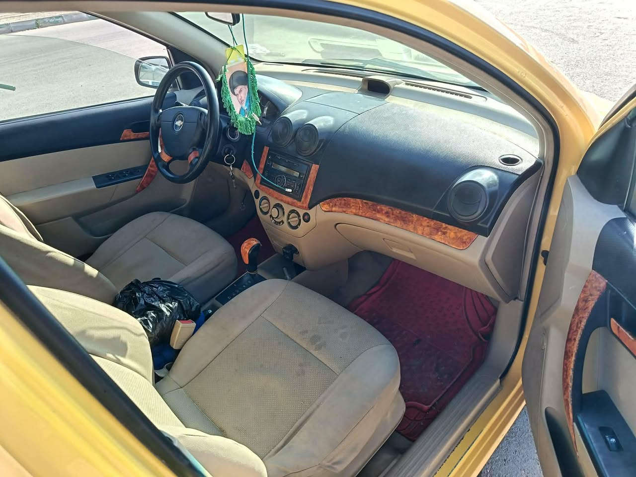 السلام عليكم افيو 2011التفاصيل يم صاحب السياره مكلف بالنشر
وهذا رقمه ***********
