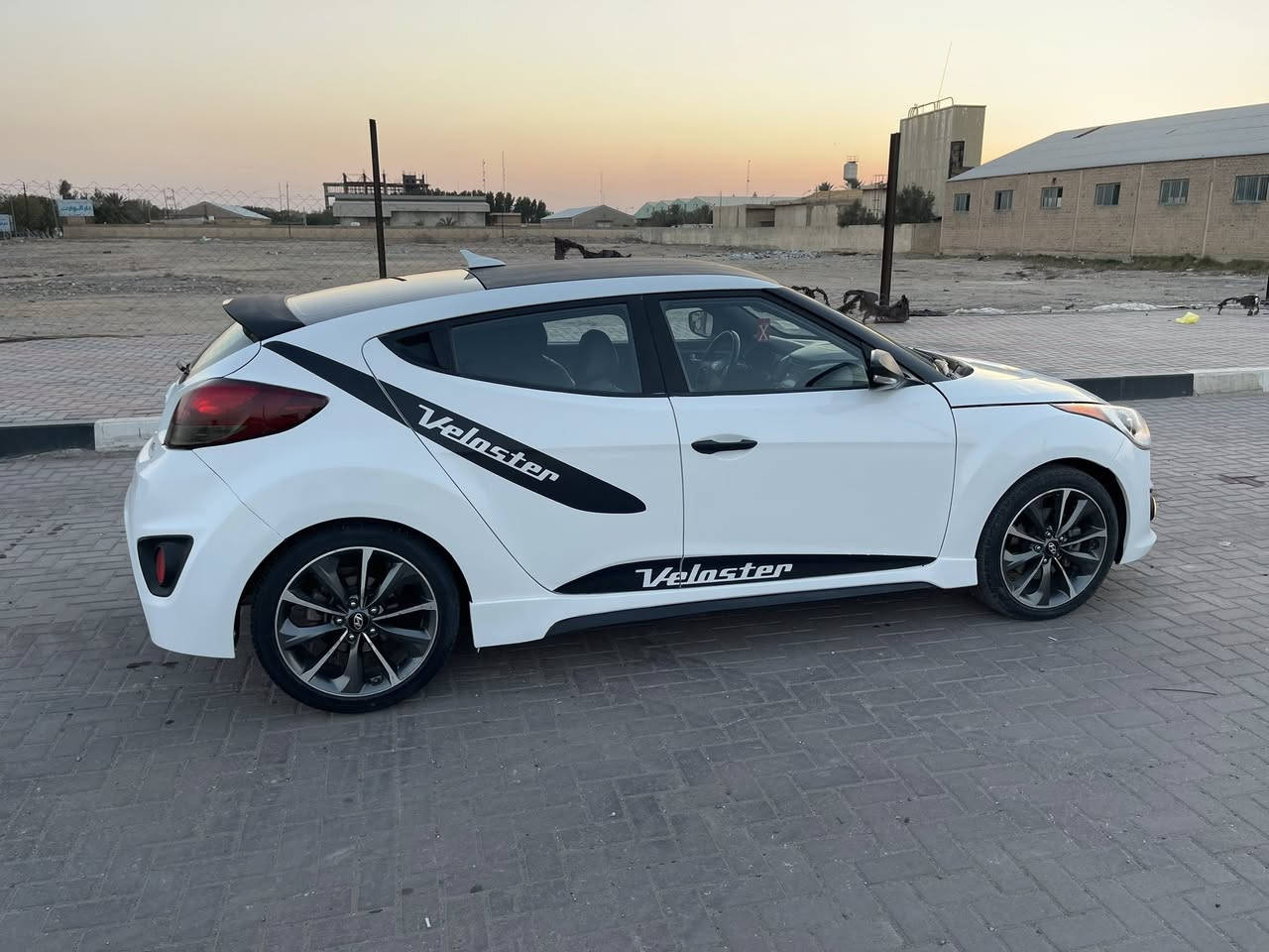 السلام عليكم هونداي فولستر 16فول عده لفتح بيع او مراوس سوناته اوبتمه انطي فرق  السعر 82
السياره جاهزه بجم كبس كير محرك تبريد جاهز
حادث امريكه جاملغ خلفي وباب
 4بصمات 
شفتات ستيرن
اشاير بل مري 
كير اوتو
كشنات تدفئ
كامره خلفي
شاشه
مكان السياره كربلاء ***********
