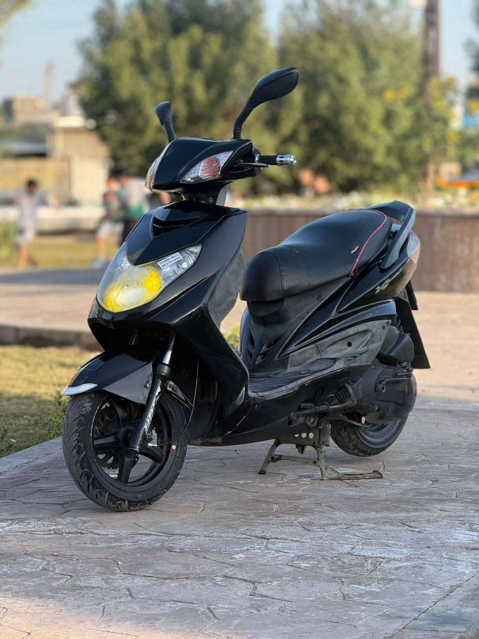 سلام عليكم ✋🏻 سكنس فحل ياباني نوزل خطين استان حساس قبق نفخ دراجه 🛵بلاديه من التاير للتاير مابيهه نقص برغي مكينه خير من الله ممفتوح برغي سلف هندر نكره اي وقت شلعه معدل كهربائيات 💡 كلهه شغاله الدراجه اوراقهه كامله مدفوع كمرك وخوره عبدالله بيهه وصل امن الوطني يعني اصوليه المكان 🏠 بغداد البياع السعر 💰 825وبيهه مجال حك الجيه📞 ***********
