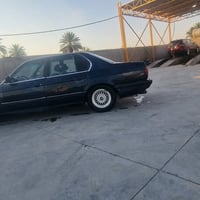 بي إم 735 • ١٩٩٠ • رقم صلاح الدين