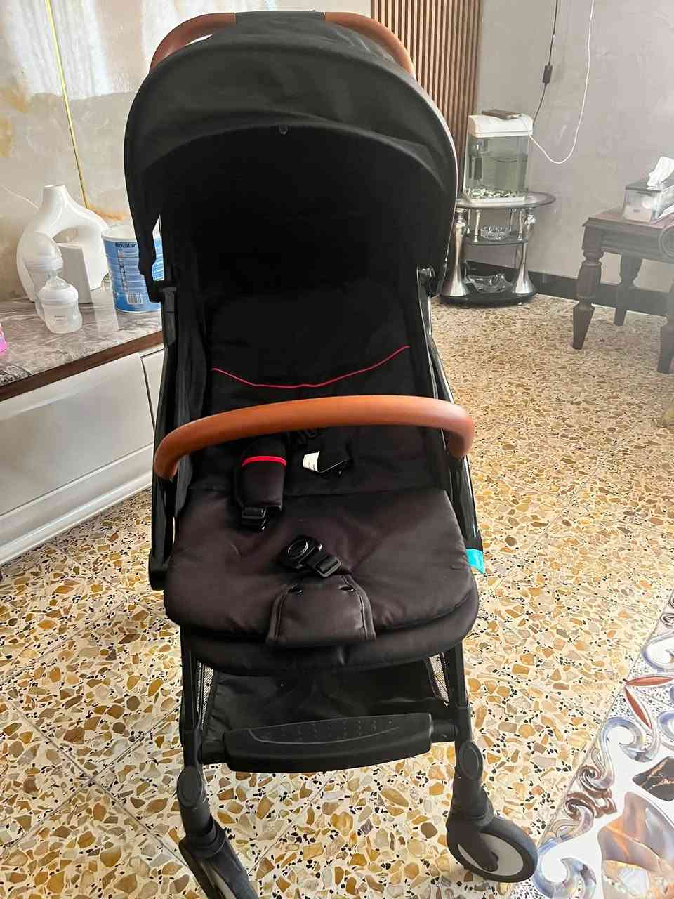 عربانه جديده بنتي مقبلت تصعد بيها يعني ابد مطالعه بيها اشتريتها ب١٢٥ وابيعها ب٨٥ وبيها مجال تطبك مكاني بغداد الحريه 
***********
