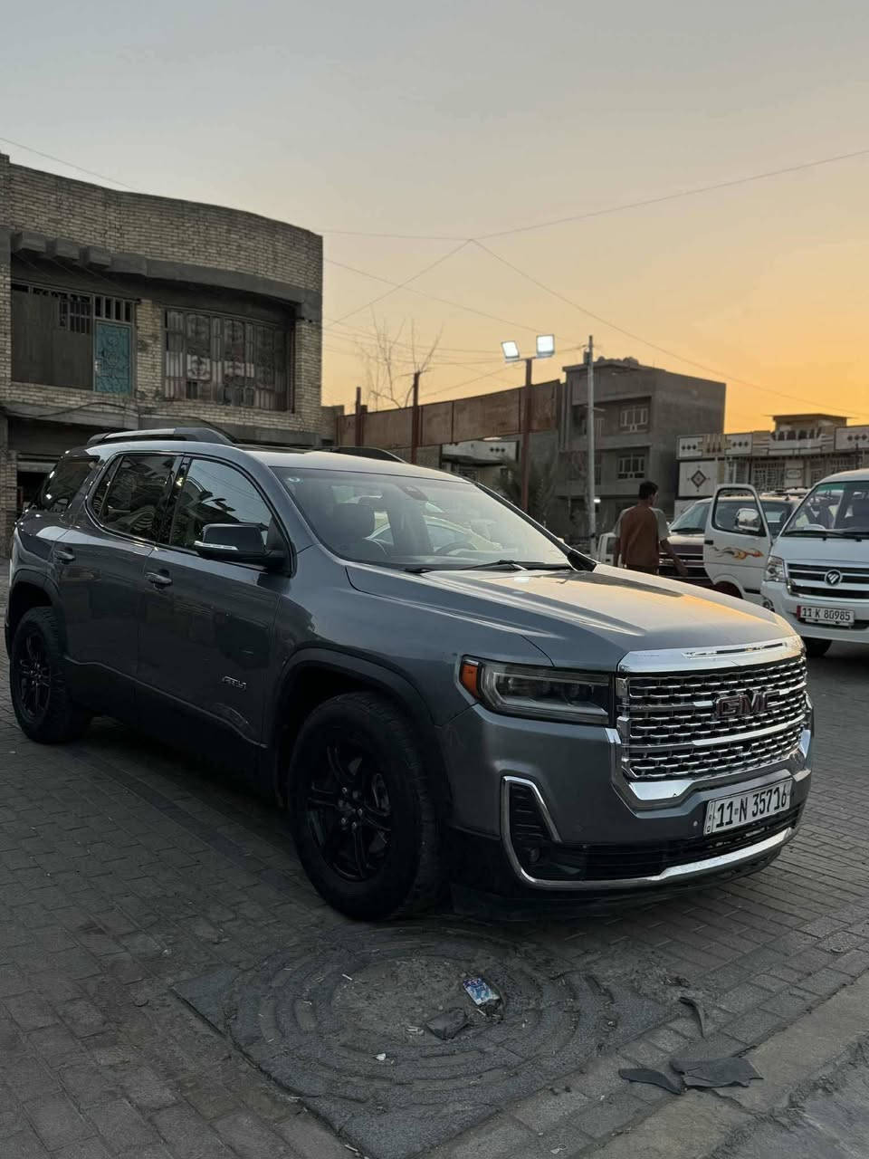 السلام عليكم
للبيع جمسي اكاديا موديل 2022
موصفات At4 
فول مواصفات واحد ع واحد 
بنوراما
داتا شو 
مكينة 3.6
كشنات خزن ميموري
تدفئة تبريد بالمقاعد
رادار امامي
كشن هزاز ورادار جانبي
كشنات الخلفية منفصل
5 كامرات محيطية
شاشة ديجتل 
دفع رباعي
ثلاث قطع تبريد منفصل
وبعد بيها مواصفات
حادث تبديل جاملغ وبنيد + باب مبدل 
 سياره جديده 
***********
