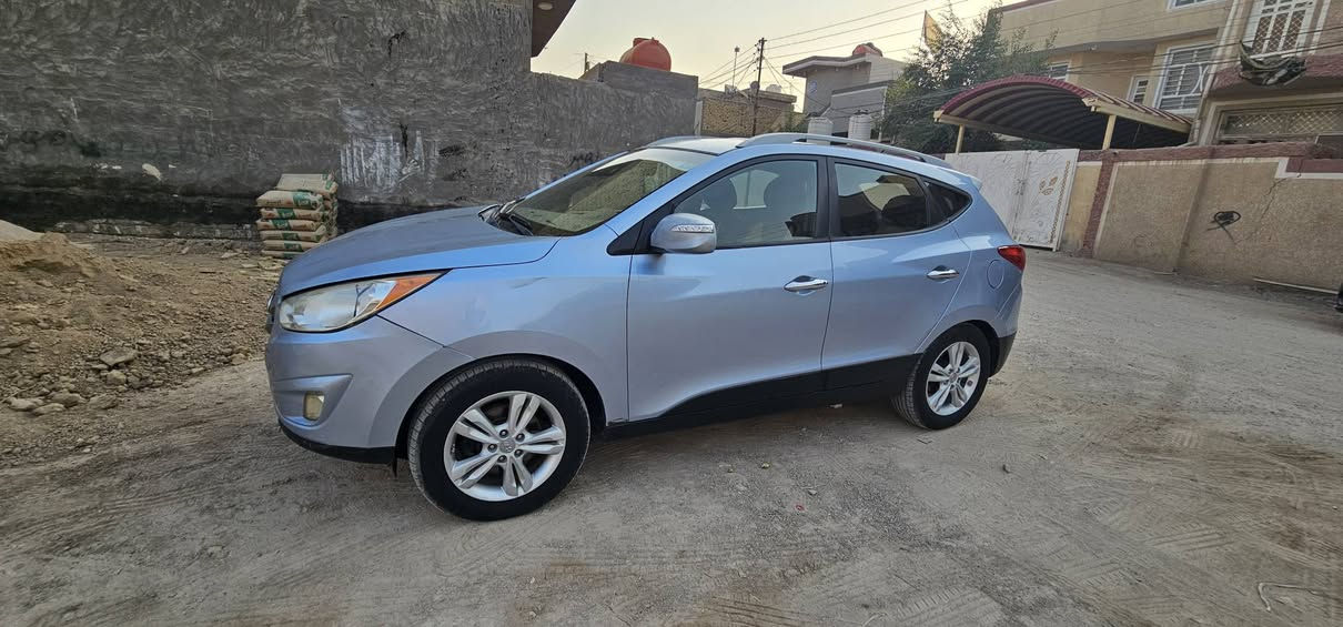 للبيع Hyundai Tucson 2013 أمريكي 🚗 حادثها سرقه وتخريب

• محرك 2.4 MPI ⚙️
• دفع أمامي FWD 🛣️
• جير أوتوماتيك 🕹️
• مكيف شغال ❄️
• سيارة استخدام يومي 📅
• محرك وجير بحالة جيدة 👍
• السيارة باسمي 📝

السيارة نظيفة ومناسبة للعائلة والاستخدام اليومي. 👨‍👩‍👧‍👦

السعر 123$
سبب البيع: التغيير إلى سيارة أحدث. 🆕

للاستفسار التواصل على الخاص. ✉️


**إذا كنت صاحب هذا الإعلان وتريد حذفه لأي سبب، رجاءا أرسل رسالة إلى الدعم الفني**