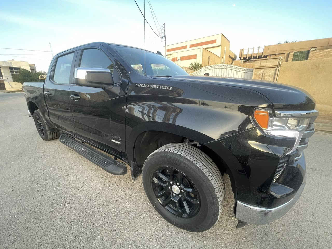 سلام عليكم للبيع بيكم سلفرادو موديل 2024
موصفاتهه
بصمه 
كشن كهرباء
رادار امامي
كشن كهربائي
سايد برايك كهربائي
تبريد شاشه منفصل
دشبول دجتل تاهو
باب طويل بدي قصير
لد نهاري
لايت زنون
كامره خلفيه
نظام الاتو ستوب
ويل بلاك توب
تشغيل عن بعد 
باب خلفي كهربائي
حادث سياره جاملق فقط قطعه وحده يعني ضربتهه خفيفه كلش. *********** وتساب
