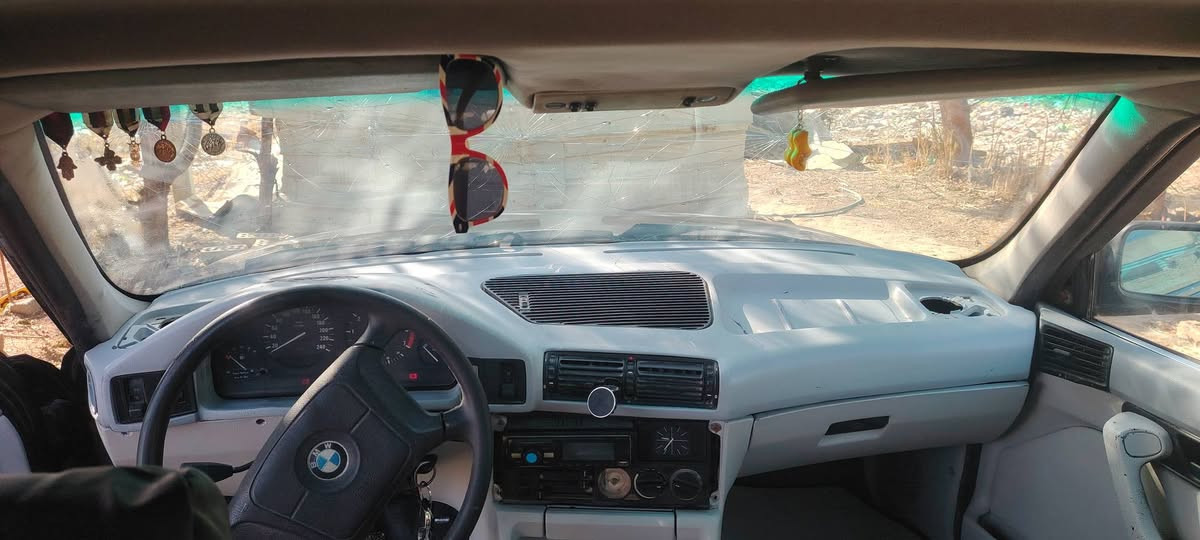 السلام عليكم
من رخصت الادمن المحترم
شباب BMW  520 i
كير عادي و مكينه خير من الله سته مسكر تك فانوس
المكينه خير من الله لا تبخير ولا تنقيص
كهربائياتها كلها شغاله
حداديه اماميه جديده توني شادها
غرفة نظيفه بطاين
سنتر لو شغال
تايرات نضيفه
 رقم بغداد تحويل مباشر 
العنوان بابل ابو غرق
السعر 37 و بيها مجال قليل كلش
رقم الهاتف *********** 
اخوان انيي مكلف الرقم بي واتساب
