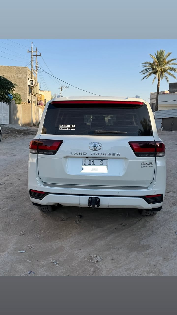السلام عليكم
وين اللي يدور جديد ومكفول تنفس طبيعي

لاندكروز GXR 2022 (ساز)

TOYOTA Land cruiser 2022

نضافه ١٠٠/١٠٠

سنة الصنع: 2022

ماشييه ٦٠ الف كم

رقم بغداد باسمي

المواصفات:

محرك 6 سلندر 4.0L

فتحة سقف ( سلايد )

٣ شاشات

شاشات ترفيه خلفية

مقاعد جلد

مقاعد كهربائية

مقاعد امامية تبريد

بصمة الابواب

سندوق كهربائي

مصابيح LED و زينون

7 راكب

شحن واير ليس

حساس امامي خلفي

حجم العجلات inch 20

مكان سياره حلة سيارة جديده خلاص بلعافية الي تصير من نصيبه

***********

سعر 61.700
