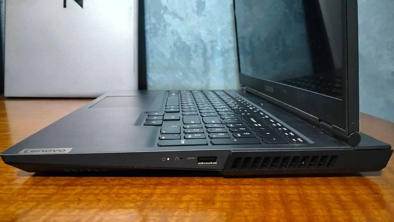 🔥 Lenovo Legion 5 🔥
لو بتدور على جهاز يديك أداء قوي في الشغل والألعاب بدون ما تدفع مبلغ كبير، فالـ Legion 5 يعتبر من أفضل الأجهزة في فئته.

━━━━━━━━━━━━━━━━━━━━━━

✅ Ryzen 7 4800H
8 Cores / 16 Threads

✅ RAM 8GB DDR4
مع إمكانية الترقية

✅ SSD NVMe 128GB
+
HDD 500GB

✅ شاشة 15.6 بوصة IPS Full HD
دقة 1920×1080
معدل تحديث 144Hz

━━━━━━━━━━━━━━━━━━━━━━

🎯 كارت الشاشة

NVIDIA GTX 1660Ti 6GB GDDR6
+
AMD Radeon Graphics

مناسب لتشغيل:
✔ ألعاب الأونلاين والتنافسية
✔ برامج المونتاج
✔ برامج التصميم والجرافيك
✔ البرامج الهندسية

━━━━━━━━━━━━━━━━━━━━━━

⭐ مميزات الجهاز

✔ كيبورد بإضاءة خلفية عربي / إنجليزي
✔ بطارية جديدة بحالة ممتازة
✔ شاحن أصلي 240 وات
✔ يدعم Windows 10 و Windows 11
✔ نظام تبريد قوي من سلسلة Legion

━━━━━━━━━━━━━━━━━━━━━━

🔋 البطارية الجديدة
Health 100%

🛡️ ضمان شهر ضد عيوب الصناعة
🚚 شحن لجميع المحافظات

🔥 جهاز مناسب للجيمينج والشغل الاحترافي بمواصفات قوية وسعر مميز 🔥


**إذا كنت صاحب هذا الإعلان وتريد حذفه لأي سبب، رجاءا أرسل رسالة إلى الدعم الفني**
