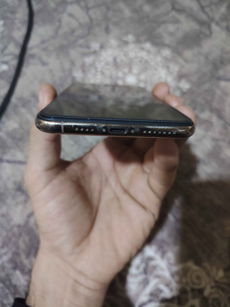 سلام عليكم ورحمة الله ايفون اكس اس ماكس جهاز نضيف ومحتاج رايد ابيعه ذاكره 256 البطارية
74 بي فطر كلش ناعم مايبين ولا مئثر السعر قيم  وتدلل جهاز ويا فقط شاحنه كارتونه ضايع عنواني البصره شارع الوفود قرب الجزائر رقم *********** البصرة, العراق
