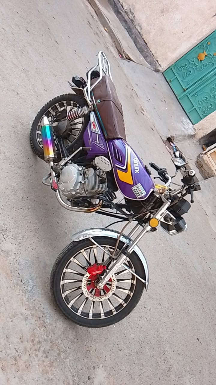 السلام عليكم دراجه ايران للبيع موديل 24 دراجه خير من الله نقصها بس كتف شحن السعر 700 وبيها مجال الى حق الجيه الشرايبي خير ويتدلل ***********
