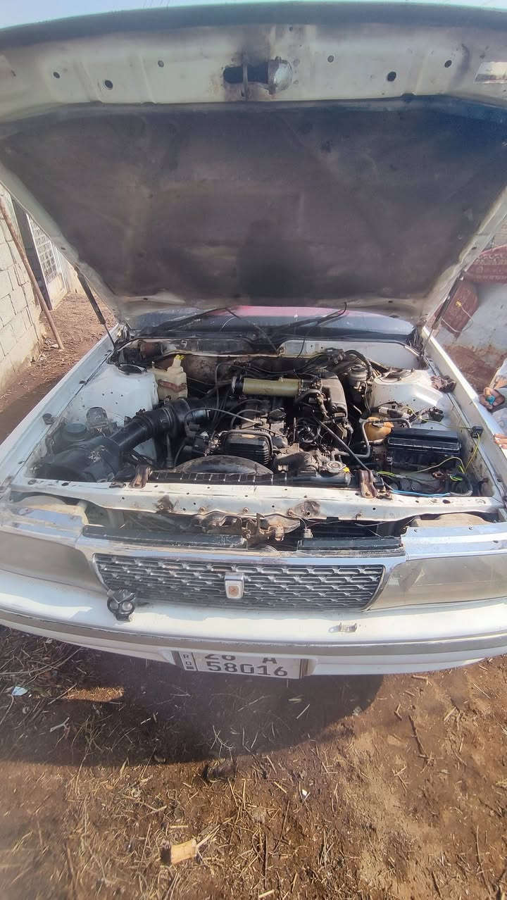 سلام عليكم شيزر مكفول من الضربه دواخل نضيفه محرك بيه ولف سنويه جديده لقايه 30مداور ثاني يوم كهربائيات كلها شغاله السعر 32 رقم الهاتف***********
