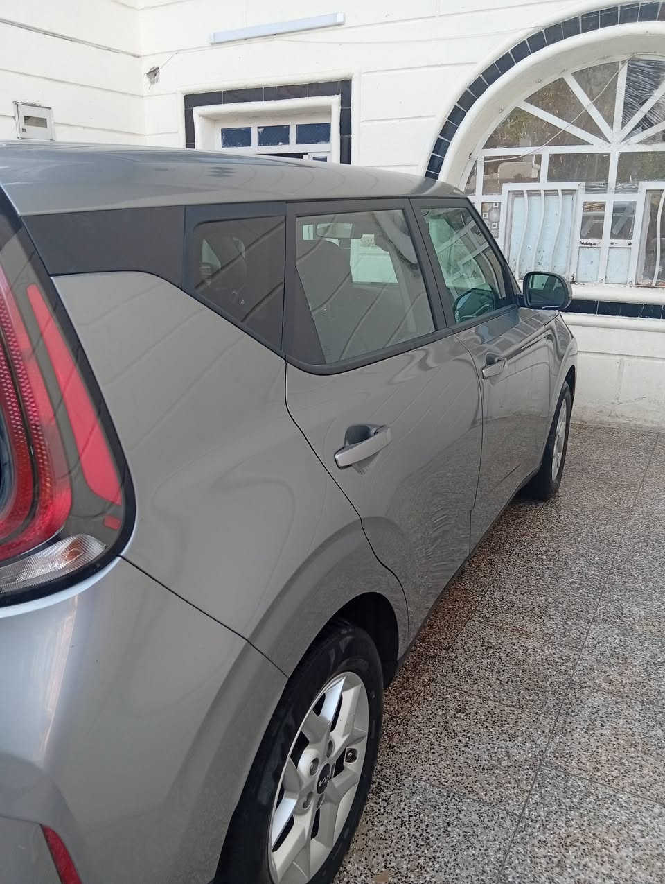 كيا صول موديل 24
بدون حادث كلين تايتل 
رقم بغداد باااااسمي
***********
السعر 165
