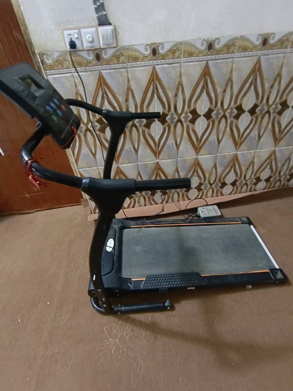 سلام عليكم جهاز رياضهه جبلي اريد بيعه قبل فتره شتريته السعر 150 وبي مجال رقم ***********
