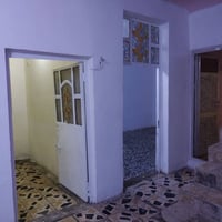 بيت مساحته 100 متر مربع حي السفير فرع أفران علي الهادي  للاستفسار 0770...