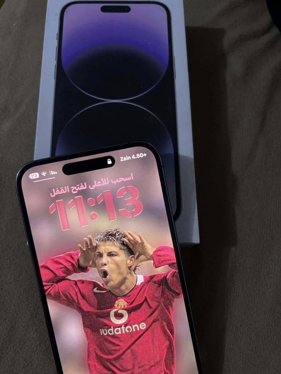 يفون شرق اوسط مكفول كفاله عامه مامشخوط مكان الديوانيه ب900 وبي مجال قليل
‭0788 078 7054‬
