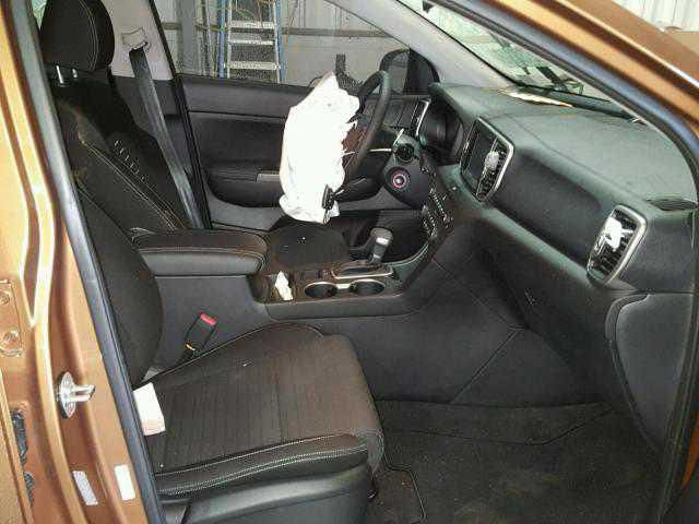 السلام عليكم ﮼
سبورتج 2018 وارد امريكي

ماشية 51 الف ميل 

محرك 2400 gdi 

فور ويل 

كشنات امامية تدفئه 

سنوية هزة كله جديد السيارة باسمي 

والسونار قبل كم يوم 

السعر 166$ وبيها مجال

مكان السيارة تكريت


**إذا كنت صاحب هذا الإعلان وتريد حذفه لأي سبب، رجاءا أرسل رسالة إلى الدعم الفني**