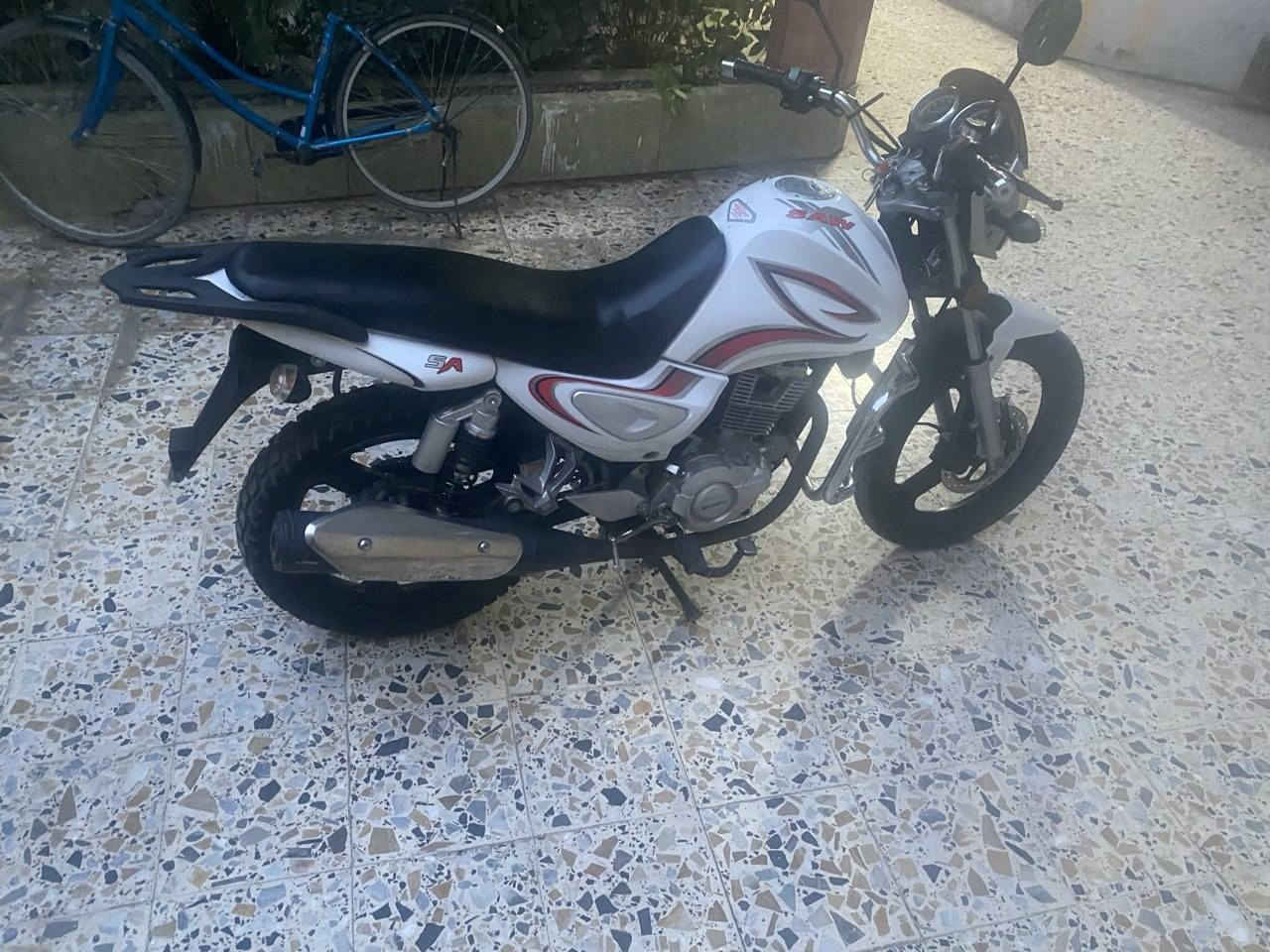 السلام عليكم
للبيع ماطور سينكي موديل ٢٠١٧ السعر ٦٠٠ وبي مجال

للإستفسار إتصل ***********
