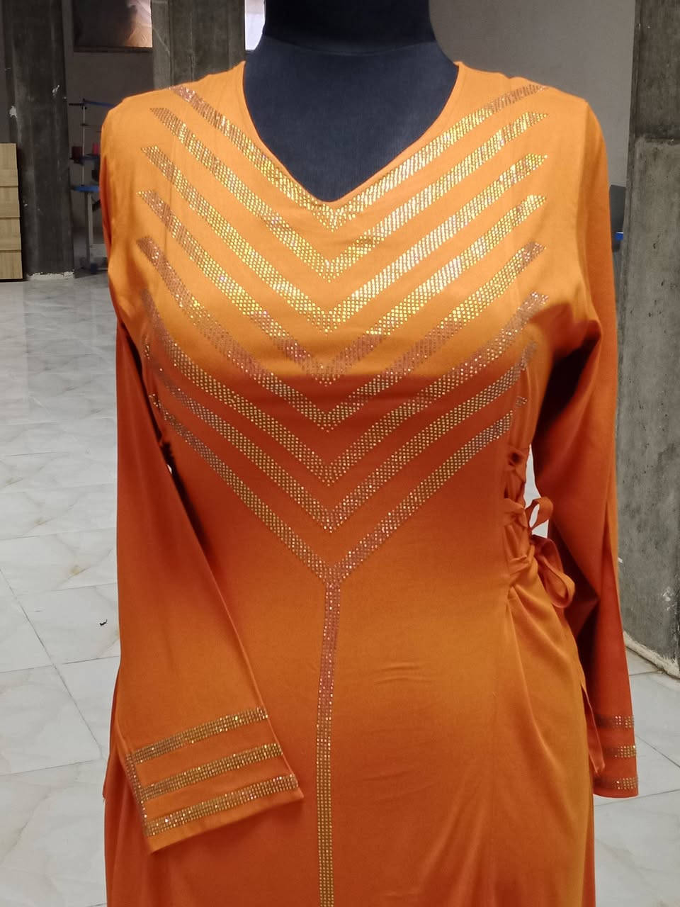 معمل خياطة نسائية دشاديش صيفية موديلات جديده 
عنوان أربيل بحركة مقابيل بنك المركزي 
رقم الهاتف ***********
