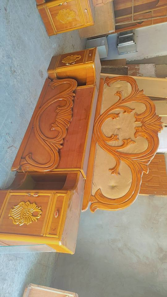 نجارية المرتضى لبيع وشراء كافة الأخشاب والكناتير والبوفيات والابواب وغرف النوم الجديد والمستخدم 
للبيع غرفة خمس ابواب للاستفسار الاتصال على الارقام التاليه أو المراسلة على الواتساب 
***********
***********
العنوان النجف الاشرف شارع المجمعات قرب علوة تفاحة النجف, العراق
