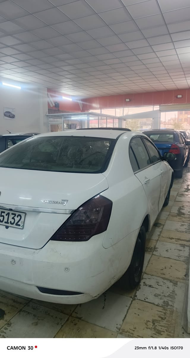 جیلی ایمگراند مۆدێل2013 گێڕ مەکینە تەبرید بەشەرت گێڕ تۆماتیک کوشن جلد abs سوکان ڤۆلیۆم ڕەقەم سەنەوی ژینگەی هەموو نوێیە بڕانەوە وەرگەڕان بەشەرت سەیارەکە سبوخی نیە فەقەت جەمپی پێشی هەیە پارچە کانی بە بیلادی گۆڕاوە/شوێن هەولێر نرخ50وەرەقە  ڕەقەم تەلەفۆن ***********
