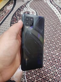 ريلمي 8 ذاكره 128  جهاز مو مفتوح شرط  جهاز مرتب شغال كامل السعر 95 بي ...