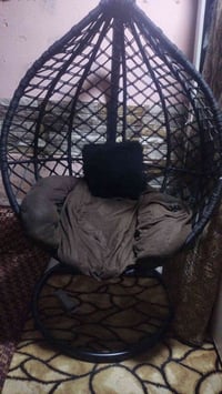 كراسي • ١٠٠قطعة • قليل الاستعمال