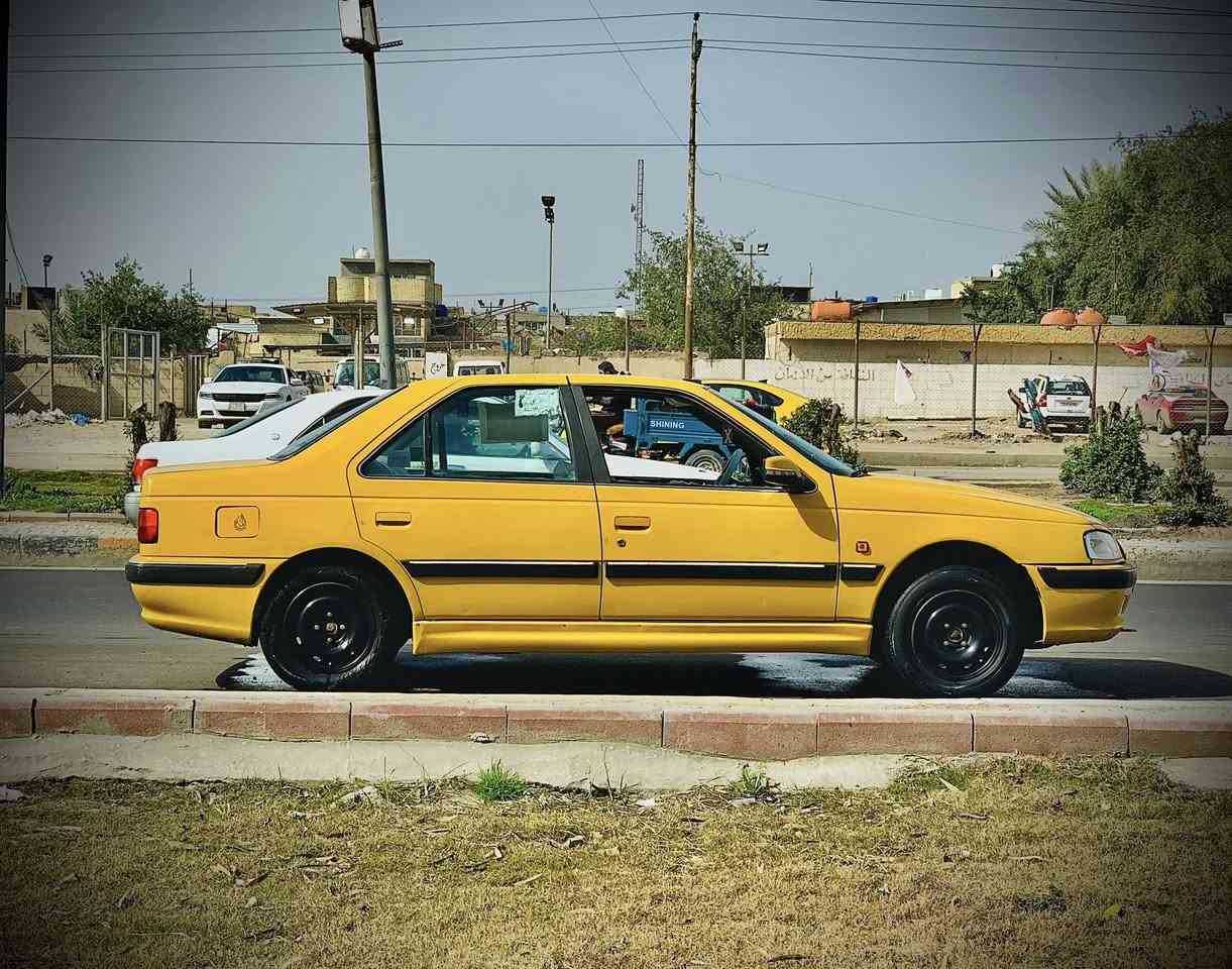 السلام عليكم بيجو بارص مديل 2016رقم بغداد سياره مكفوله فقط لهلالات لخلفيه معمرهن مكينه كير نضيفات لاتنقيص ولاتبخير جديده سياره للبيع او مراوس بسياره سعره ٥٧ورقه وبيها مجال مكان مدينه الصدر 
الرقم ***********
