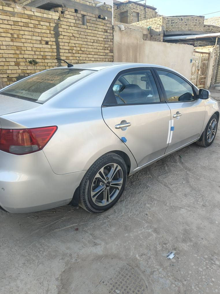 السلام عليكم كيا سيراتو 11 خليجي رقم بصره مكان ميسان مكينه كير سياره جاهز من كلشي سعر 105وبيه مجال *********** علمن انا مكلف بنشر هذا رقم راعيه
