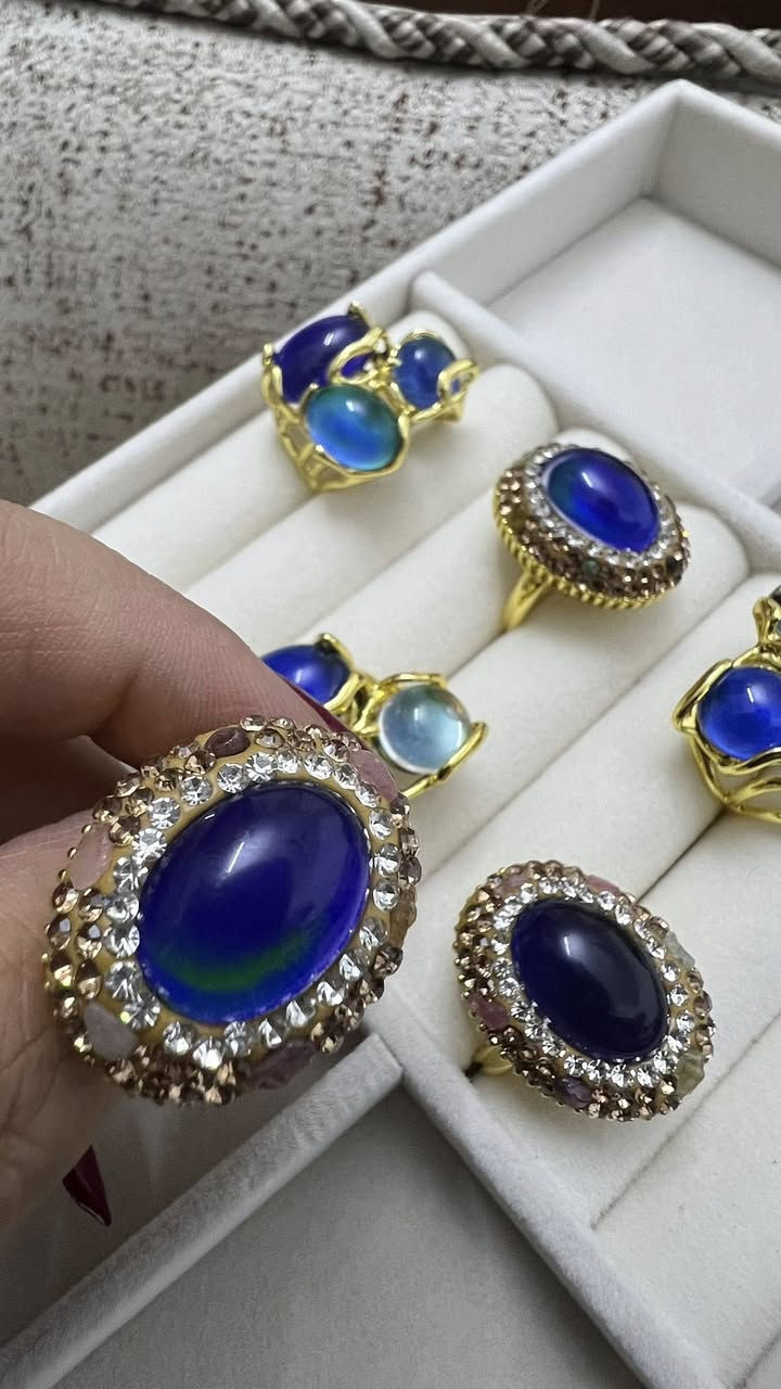 خواتم حجر المزاج كل شويه يتغير لونه


**إذا كنت صاحب هذا الإعلان وتريد حذفه لأي سبب، رجاءا أرسل رسالة إلى الدعم الفني**