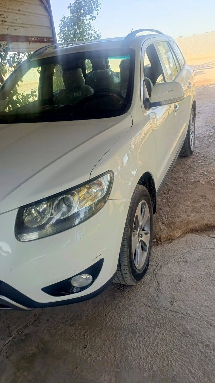 سنتافيا خليجي فول مواصفات  ٦ سلندر ٢٠١٢ تحويل مباشرة سياره مكفوله گير جديد محرك مفتوح لاصرف ولابخار ولا صوت رواجز سياره جديده احلى من الصور بيهه شبر بارد بالباب الخلفي تدفئه تبريد صدر تخم تاير سياره مال جناي ١٦٥ وبيهه مجال عنوان التاجي قرب منشأة النصر 
‏‪***********‬‏
‏‪***********‬‏
