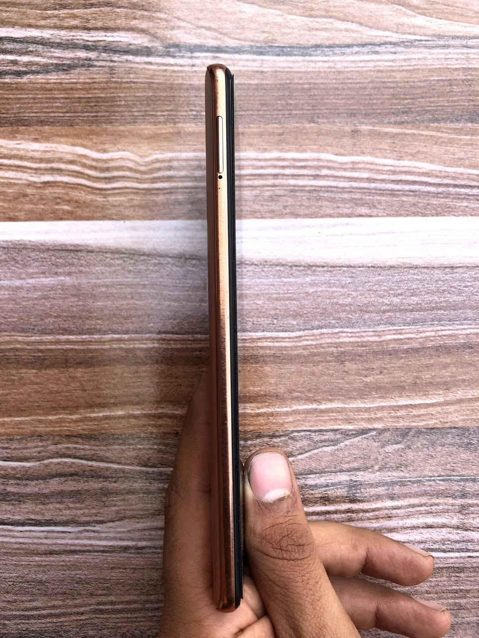 شاومي ردمي نوت 10 برو ماكس
Redmi note 10 pro max
خطين و يدعم رام
ذاكرة 128 رام 6
لمن تدوس قوي على هذة الطرف بالصور يطلعن ادني الخطوط ادور يروحن و الباقي كلة شغال 
اريد ب120 و بي مجال حك الجية 
ويا الكارتونة و 5 كفرات بالصورة
مكاني نجف 
***********

