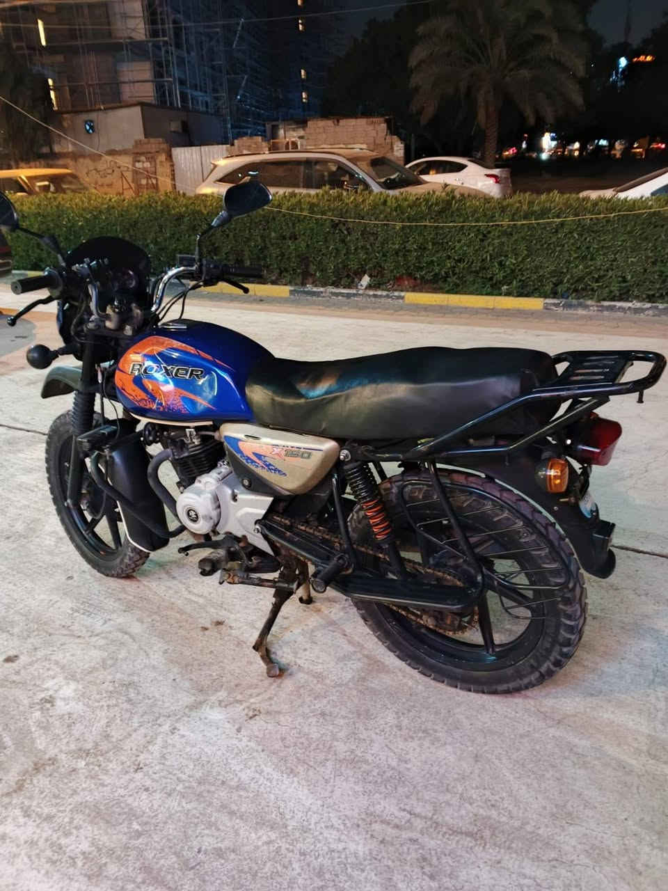 السلام عليكم ورحمة الله وبركاته
بوكسر مودا 22للبيع أوراق مو مرقم دراجه نضيفه محركهه مفتوح مره وحده شغل شركه مكلف بل نشر *********** السعر 1300بيه مجال حك الجيه مكانه الكاظميه
